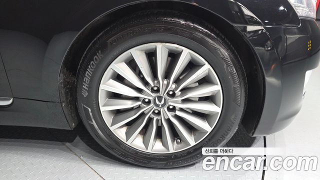 Hyundai Equus из Кореи Encar