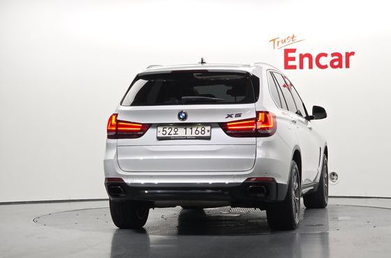 BMW X5 xDrive 30d — пробег 99 940 км — фото 4 из 5