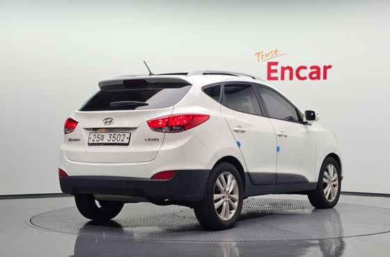 Hyundai Tucson Diesel 2WD LX20 Luxury — пробег 216 486 км — фото 2 из 5
