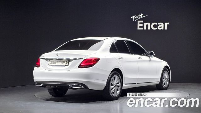 Mercedes-Benz C-Class из Кореи Encar