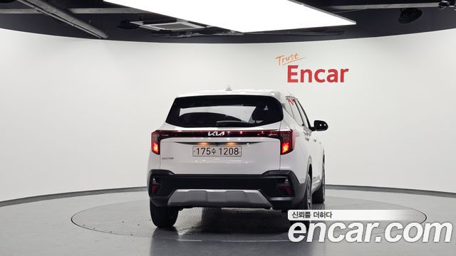 Kia Seltos из Кореи Encar