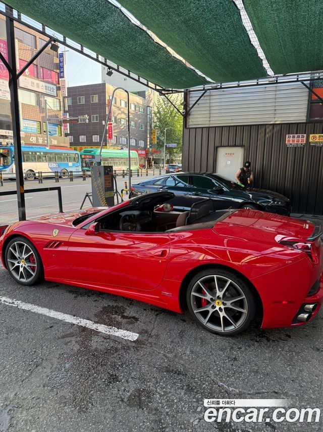 Ferrari California из Кореи Encar