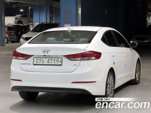 Hyundai AVANTE из Кореи Encar
