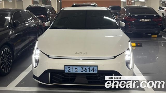 Kia EV4 Long Range 2WD Air — пробег 13 100 км — фото 1 из 5