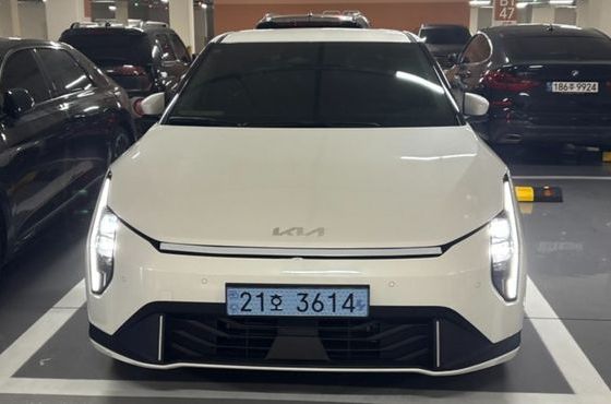 Kia EV4 Long Range 2WD Air — пробег 13 100 км — фото 1 из 5