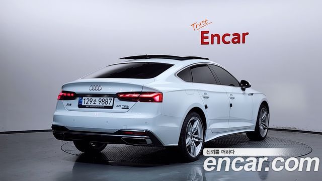 Audi A5 40 TFSI Quattro Sportback — пробег 28 924 км — фото 2 из 5