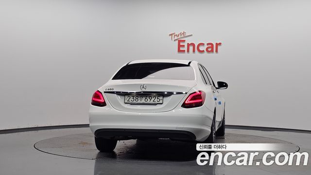 Mercedes-Benz C-Class из Кореи Encar