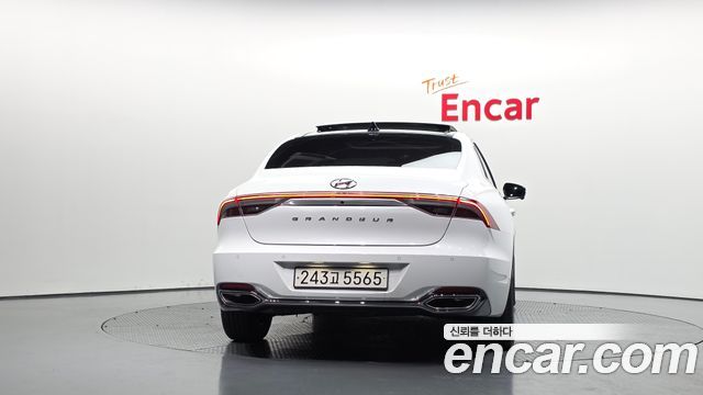 Hyundai Grandeur из Кореи Encar