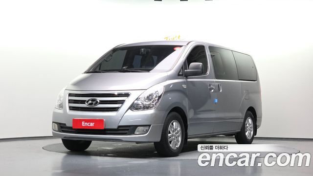 Hyundai Starex 12-Seater Wagon Smart — пробег 127 626 км — фото 1 из 5