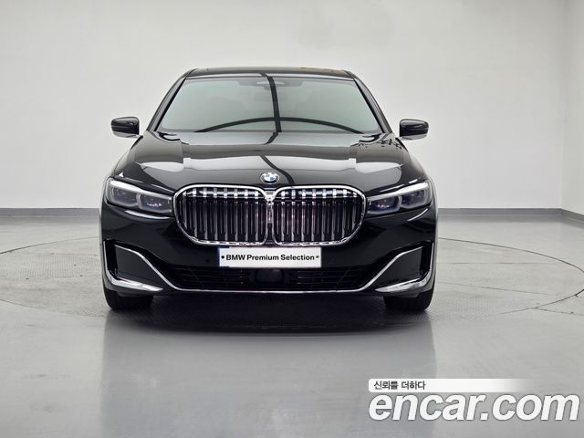 BMW 7-Series 730d xDrive Design Pure Excellence — пробег 84 272 км — фото 2 из 5