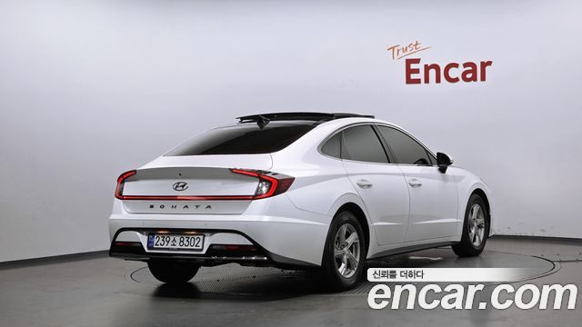 Hyundai Sonata 2.0 Premium — пробег 76 405 км — фото 2 из 5