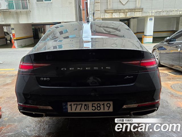 Genesis G90 Gasoline 3.5 Turbo AWD Black — пробег 93 500 км — фото 4 из 5