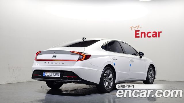 Hyundai Sonata 2.0 Premium Plus — пробег 142 812 км — фото 2 из 5