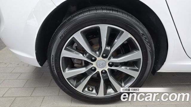 Hyundai i30 Diesel 1.6 Premium — пробег 63 241 км — фото 5 из 5