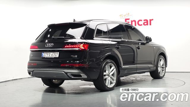 Audi Q7 из Кореи Encar