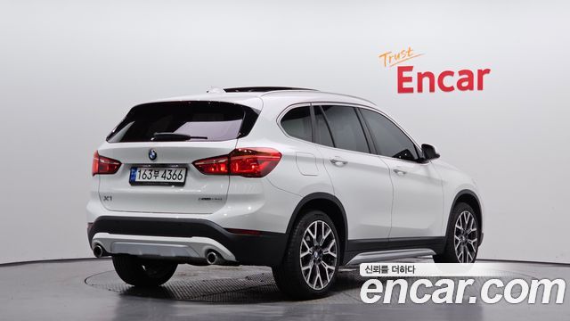 BMW X1 xDrive 20i xLine — пробег 84 042 км — фото 2 из 5