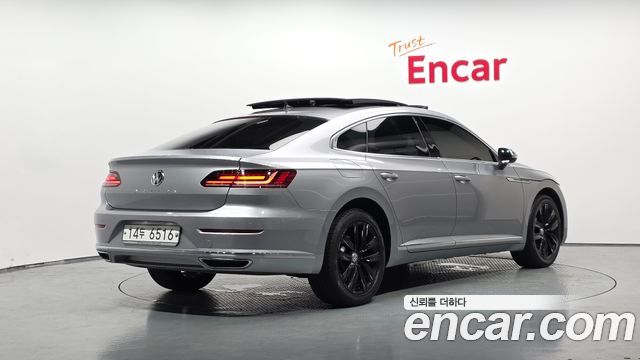 Volkswagen Arteon 2.0 TDI Prestige — пробег 124 214 км — фото 2 из 5