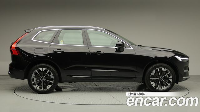 Volvo XC60 B5 Ultra Bright Air Sus — пробег 1 432 км — фото 3 из 5