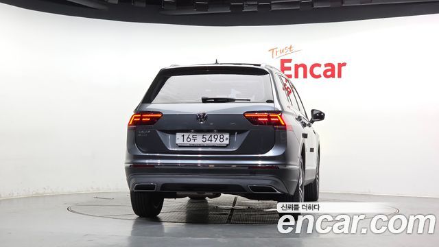 Volkswagen Tiguan 2.0 TDI Prestige — пробег 114 885 км — фото 4 из 5