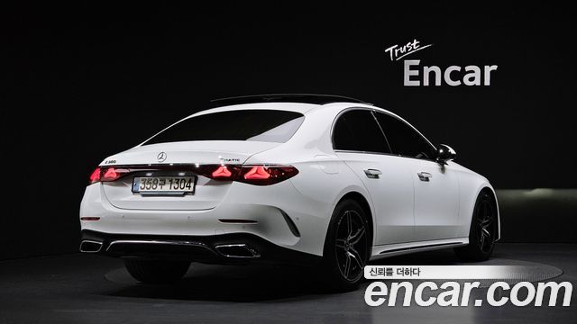 Mercedes-Benz E-Class из Кореи Encar