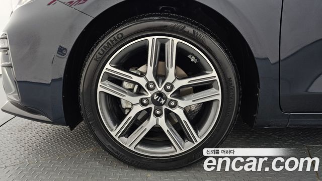 Kia K3 из Кореи Encar
