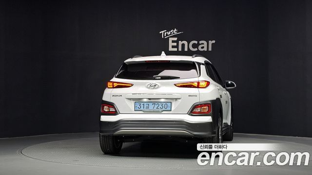 Hyundai Kona из Кореи Encar