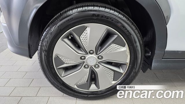 Hyundai Kona из Кореи Encar