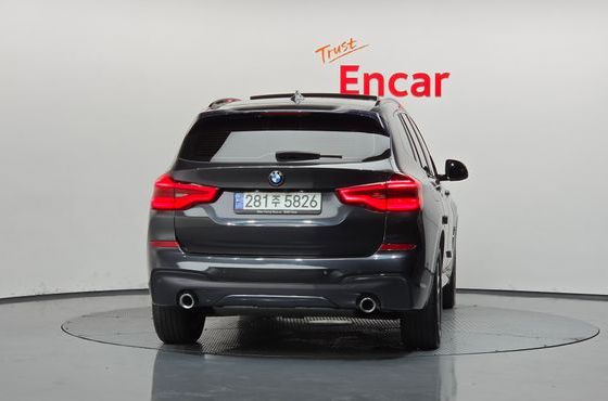 BMW X3 xDrive 30e M Sport — пробег 28 178 км — фото 4 из 5