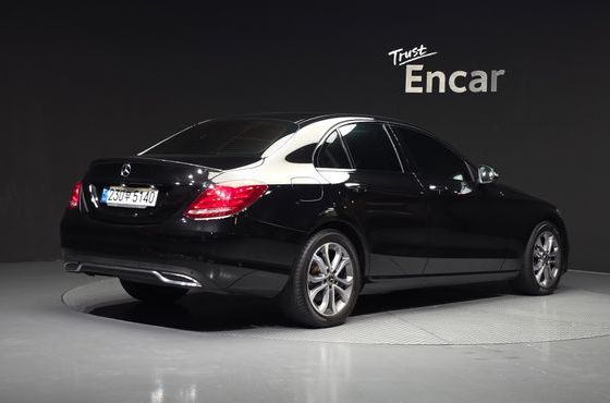 Mercedes-Benz C-Class C220 d Avantgarde — пробег 139 585 км — фото 2 из 5