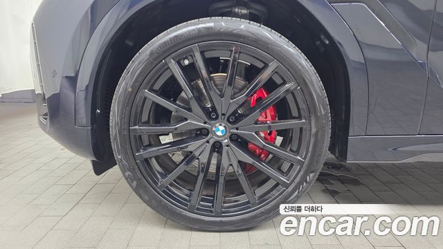 BMW X6 xDrive40d M Sport Online Exclusive — пробег 6 519 км — фото 5 из 5