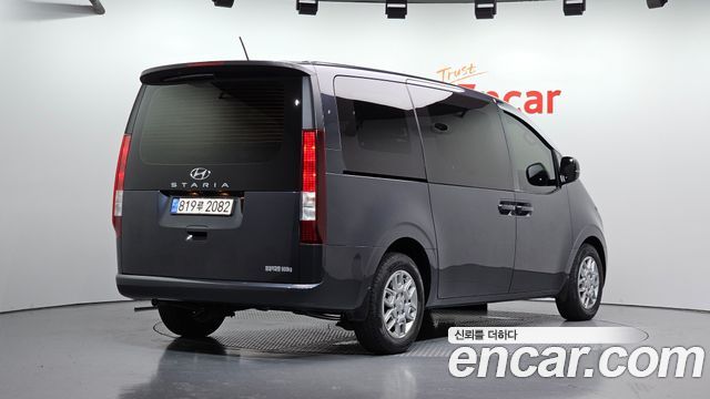 Hyundai Staria из Кореи Encar