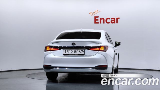 Lexus ES из Кореи Encar