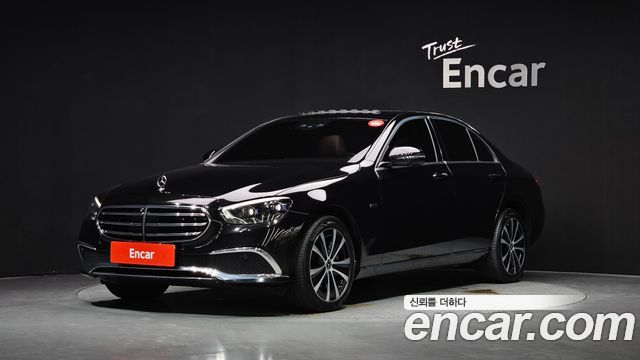 Mercedes-Benz E-Class E300e 4MATIC Exclusive — пробег 124 362 км — фото 1 из 5