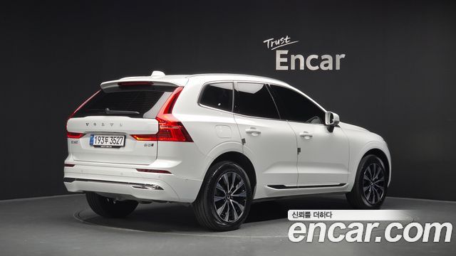 Volvo XC60 B5 Ultimate Bright — пробег 17 746 км — фото 2 из 5