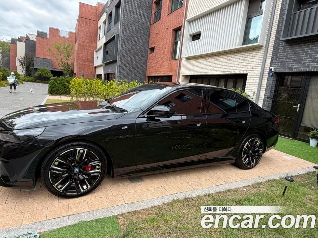 BMW i5 M60 xDrive — пробег 41 000 км — фото 3 из 5
