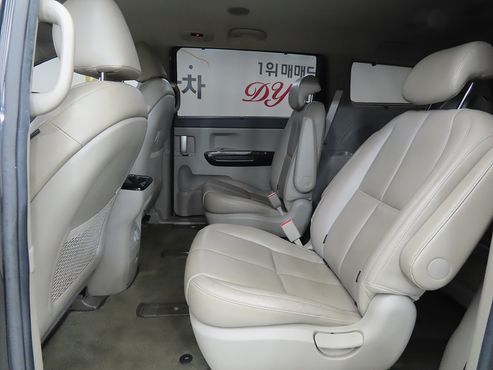 Kia Carnival 9-seater Noblesse — пробег 141 105 км — фото 5 из 5