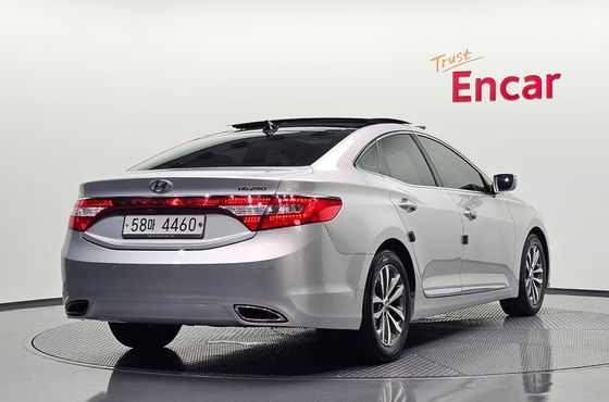 Hyundai Grandeur HG240 Luxury — пробег 175 750 км — фото 2 из 5