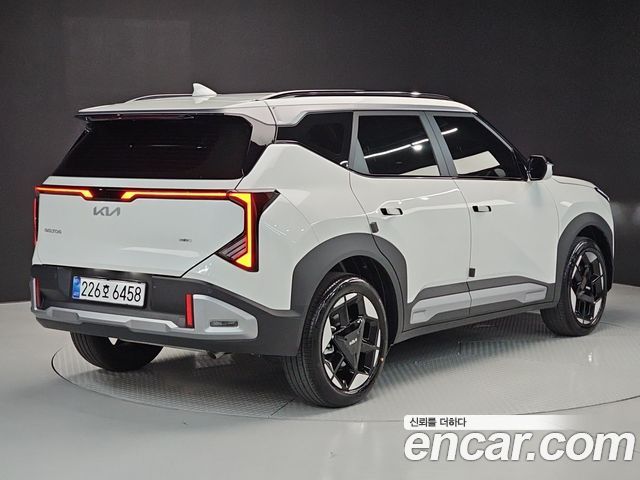 Kia Seltos HEV 1.6 2WD Signature — пробег 3 737 км — фото 4 из 5