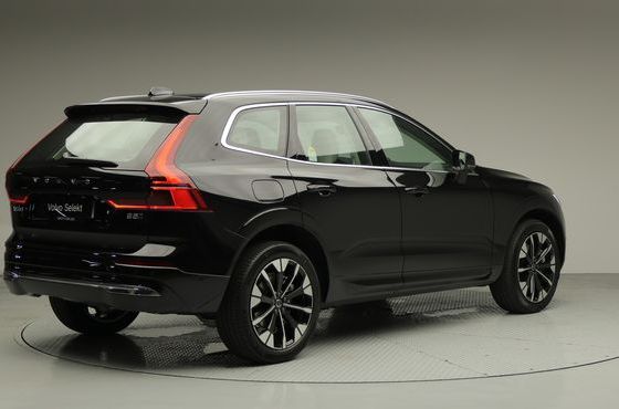 Volvo XC60 B5 Ultra Bright Air Sus — пробег 4 828 км — фото 4 из 5