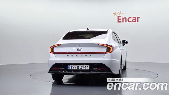 Hyundai Sonata из Кореи Encar