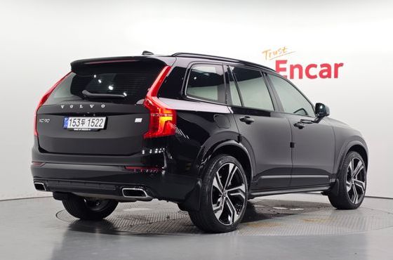 Volvo XC90 T8 R-Design Hybrid — пробег 83 516 км — фото 2 из 5