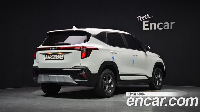 Kia Seltos из Кореи Encar