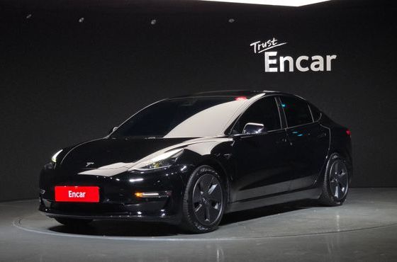 Tesla Model 3 Long Range AWD — пробег 136 554 км — фото 1 из 5
