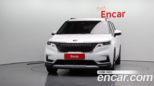 Kia Carnival 9-Seater Prestige — пробег 60 860 км — фото 3 из 5