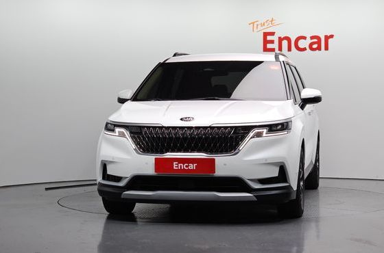 Kia Carnival 9-Seater Prestige — пробег 60 860 км — фото 3 из 5