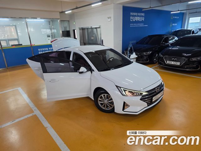 Hyundai AVANTE из Кореи Encar