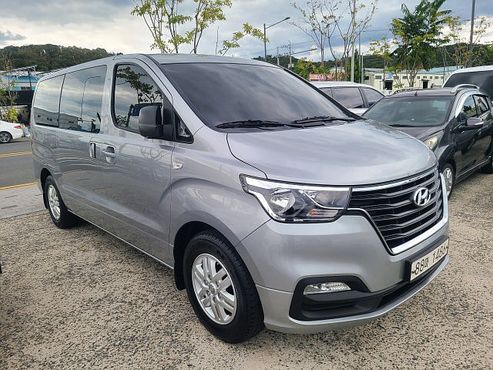 Hyundai Starex Van 5-Seater Modern — пробег 70 154 км — фото 3 из 5