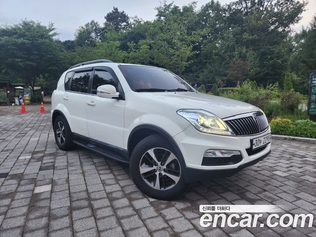 Ssangyong Rexton 2.0 4WD RX7 Luxury — пробег 163 000 км — фото 2 из 5