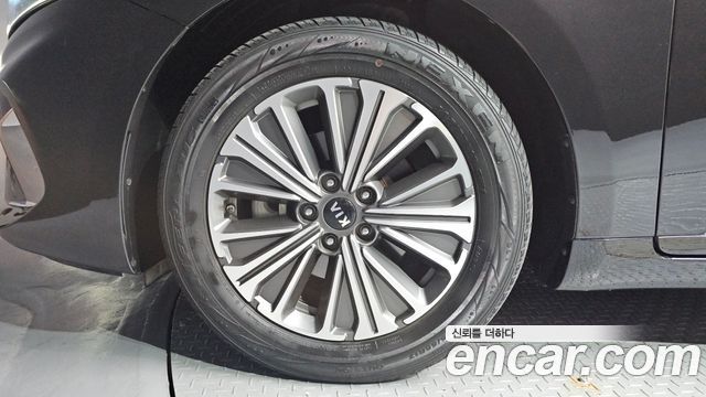 Kia K7 из Кореи Encar