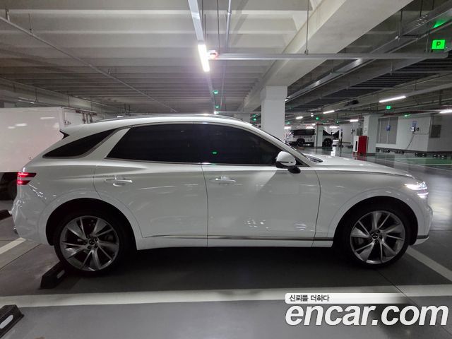 Genesis GV70 2.5T Gasoline 2WD — пробег 8 014 км — фото 4 из 5